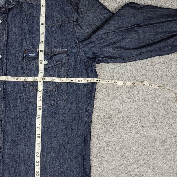 VTG Wrangler Dark Wash Denim Pearl Snap Shirt Men's Medium Western Long Sleeve - Picture 5 of 8